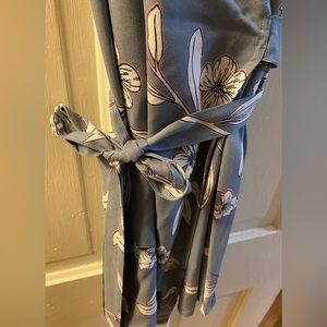 Roxy women’s floral dress- medium